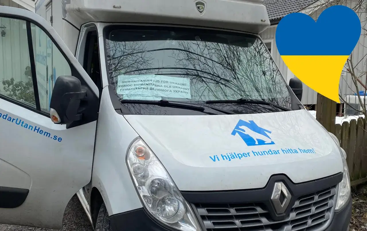 Vit sk&aring;pbil med texten 